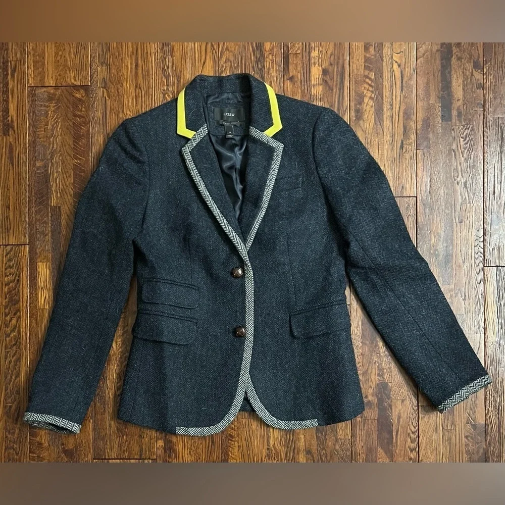 J CREW Wool Schoolboy Blazer with Neon and Herringbone Trim in Navy Size 0
